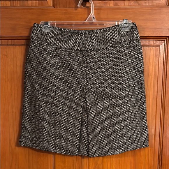 LOFT Dresses & Skirts - Elegant Brown & Tan Skirt